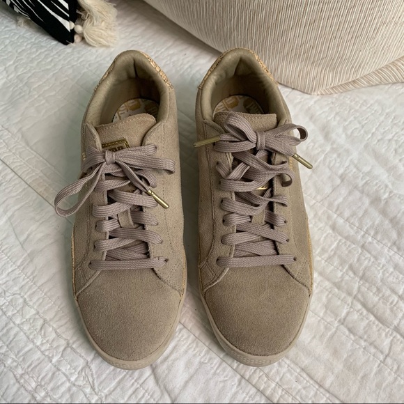 Puma Match Lo Snakeskin Sneaker - Size 8.5 - Like New - Picture 9 of 12